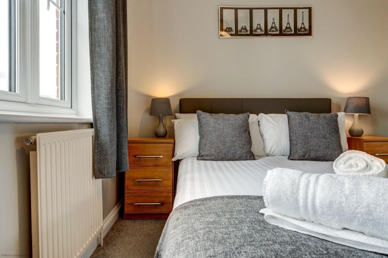 Вилла The Didcot White House Экстерьер фото